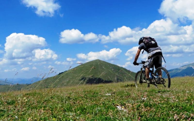 escursioni in mountain bike sui monti cascia